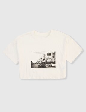 Playera Weekend manga corta para niña